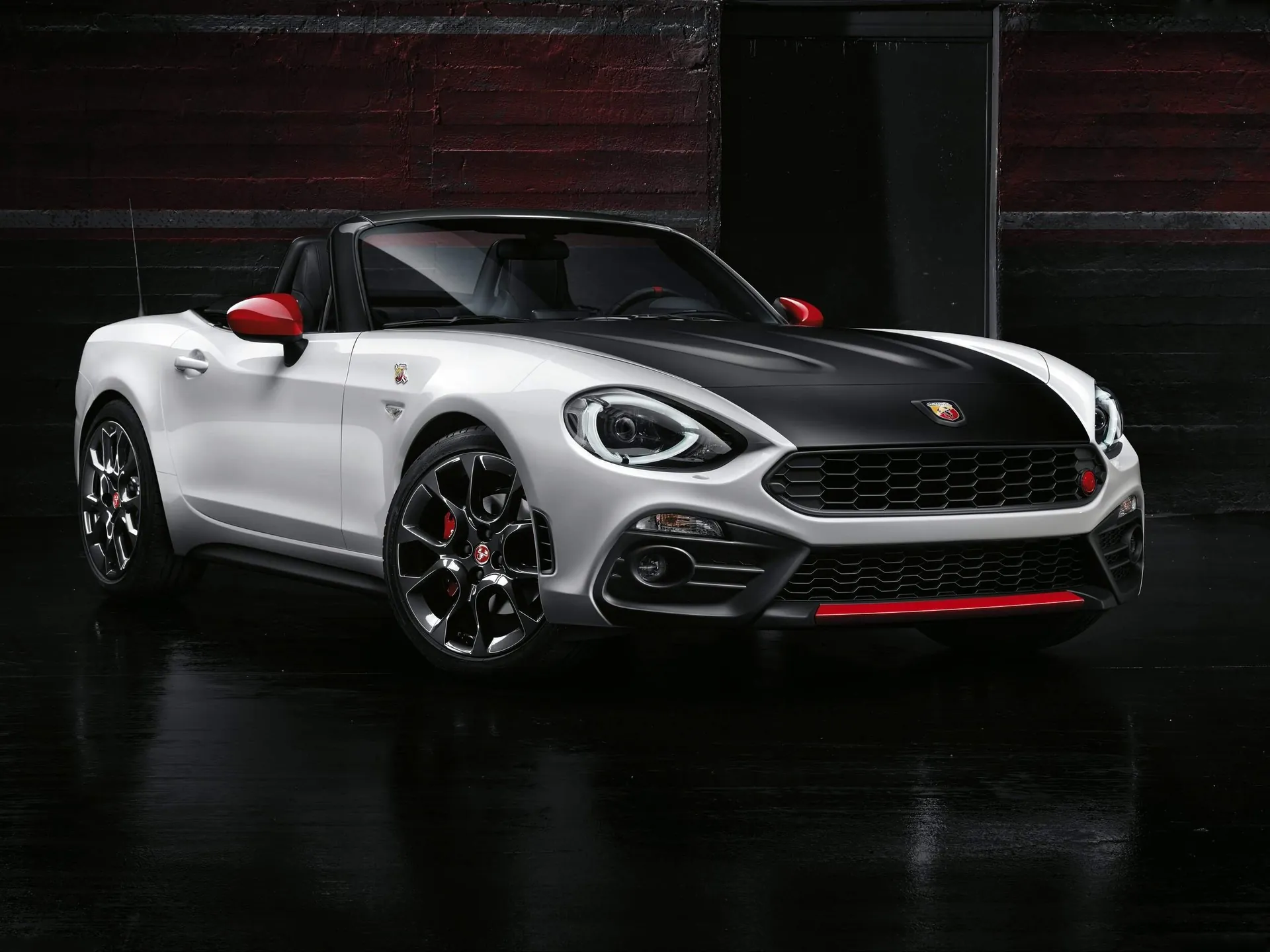 Fiat 124 Spider Abarth (2017)