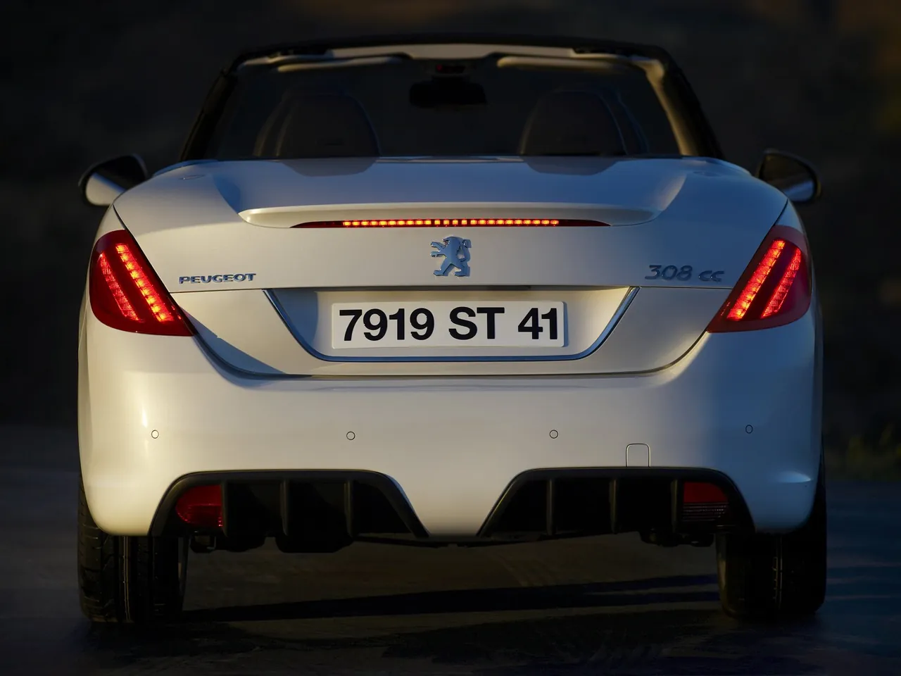 Peugeot 308 CC (2009) – zezadu