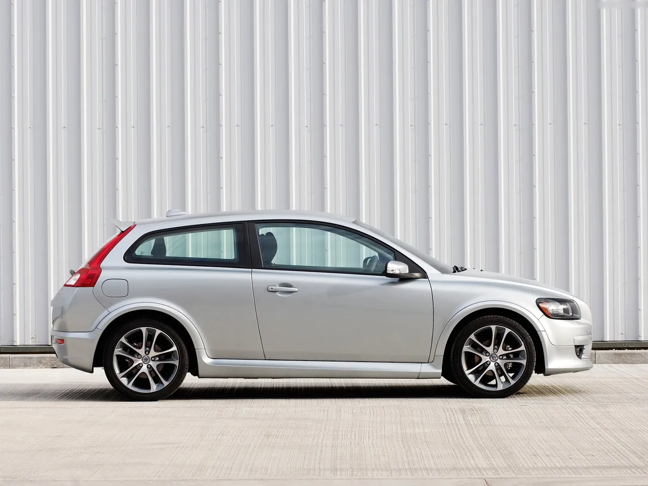 Volvo C30 (2007) – boční profil