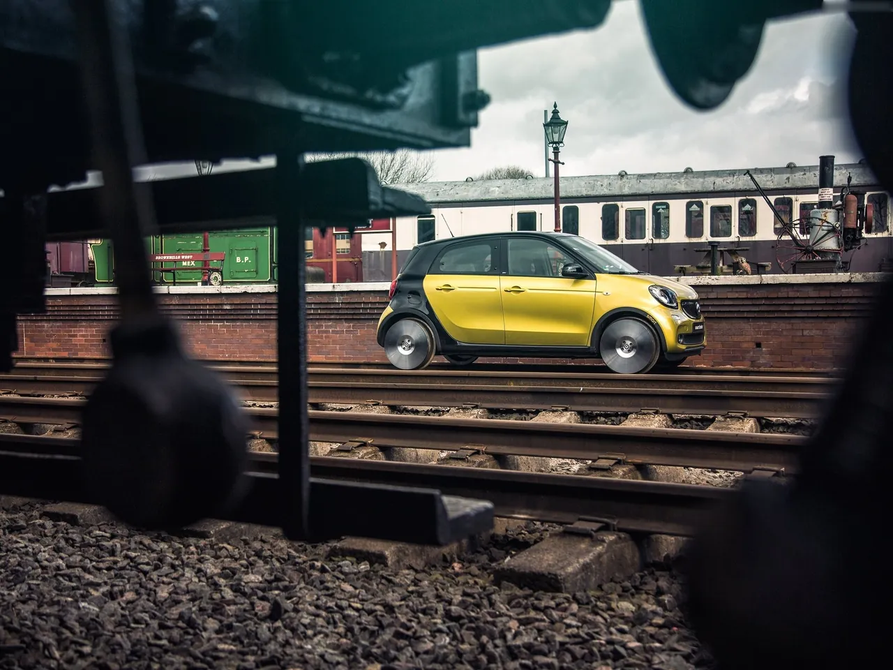 Smart forrail Concept (2015) – boční profil