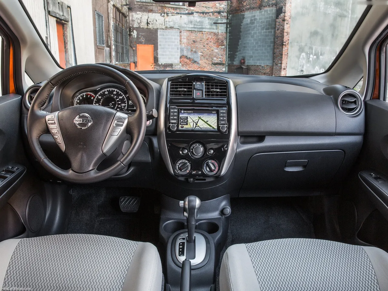 Nissan Versa Note (2017) – interiér
