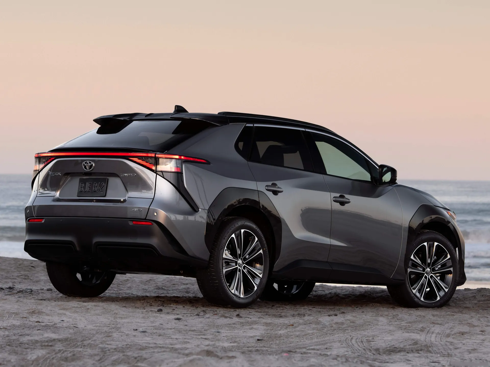 Toyota bZ4X (2023) - Rear Three-Quarter