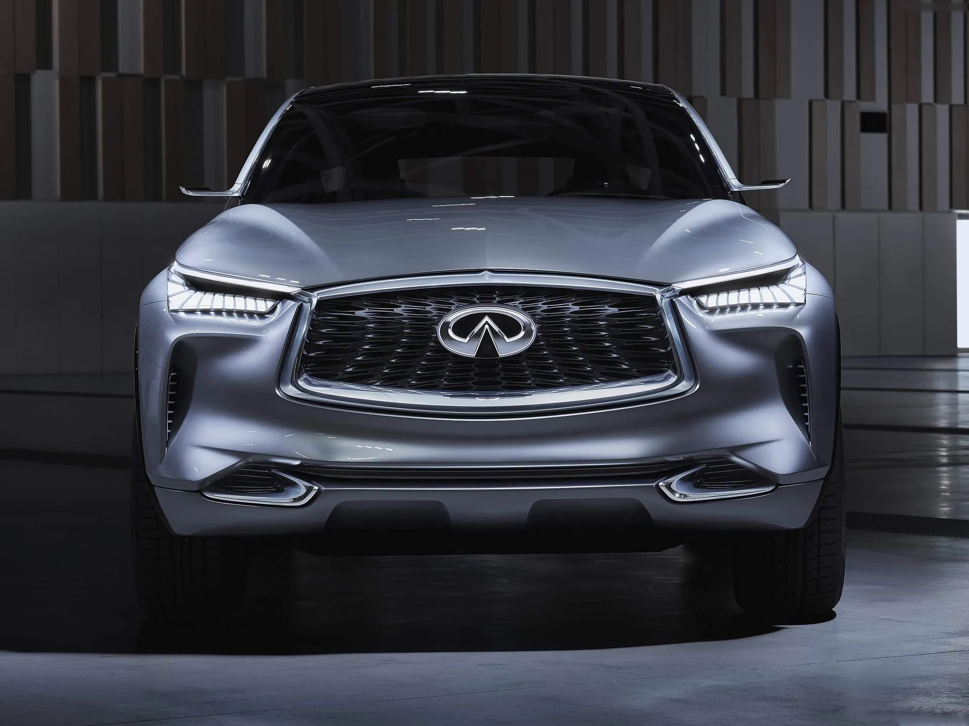 Infiniti QX Sport Inspiration Concept (2016) – zepředu