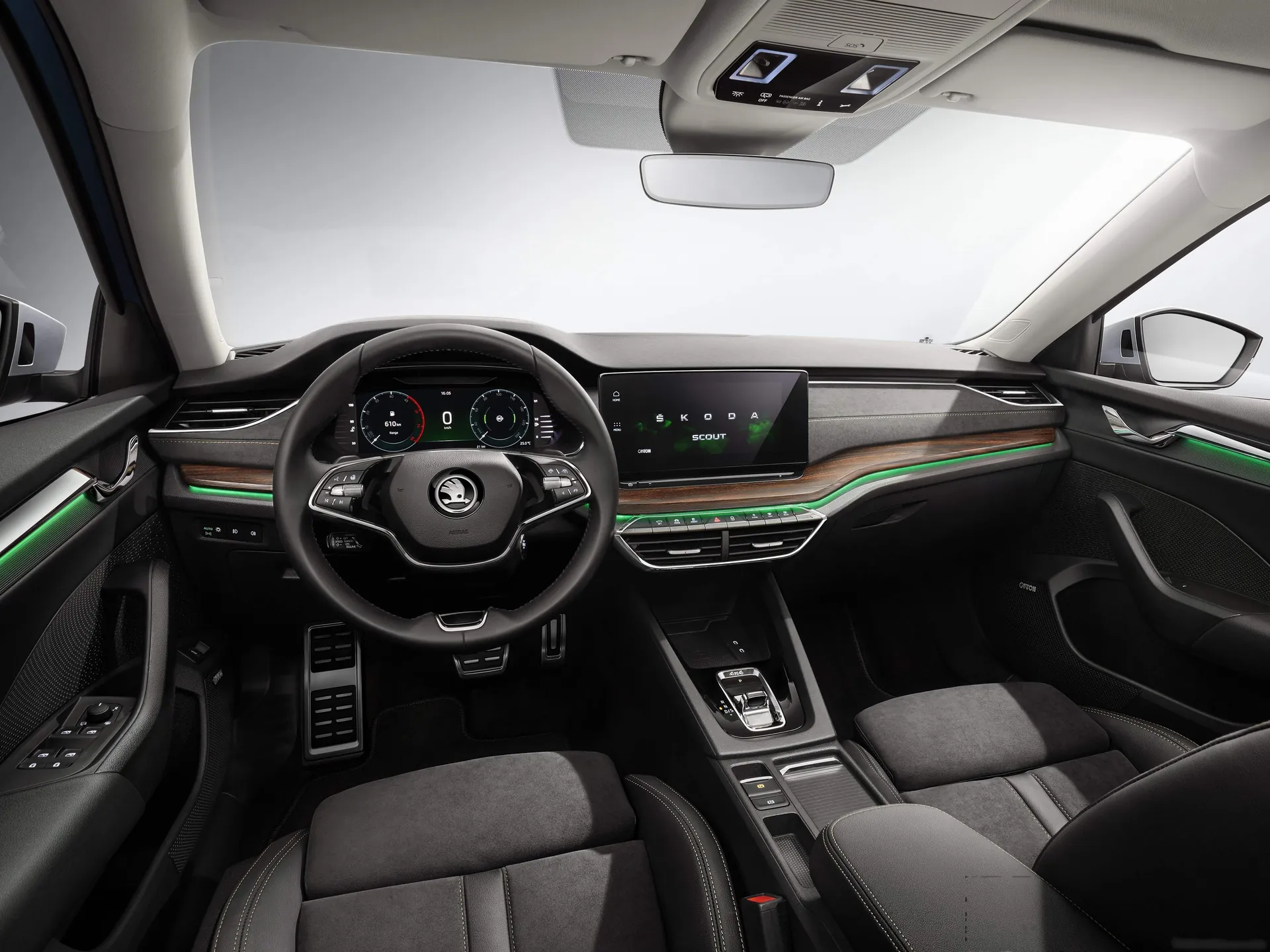 Skoda Octavia Scout (2021) – interiér