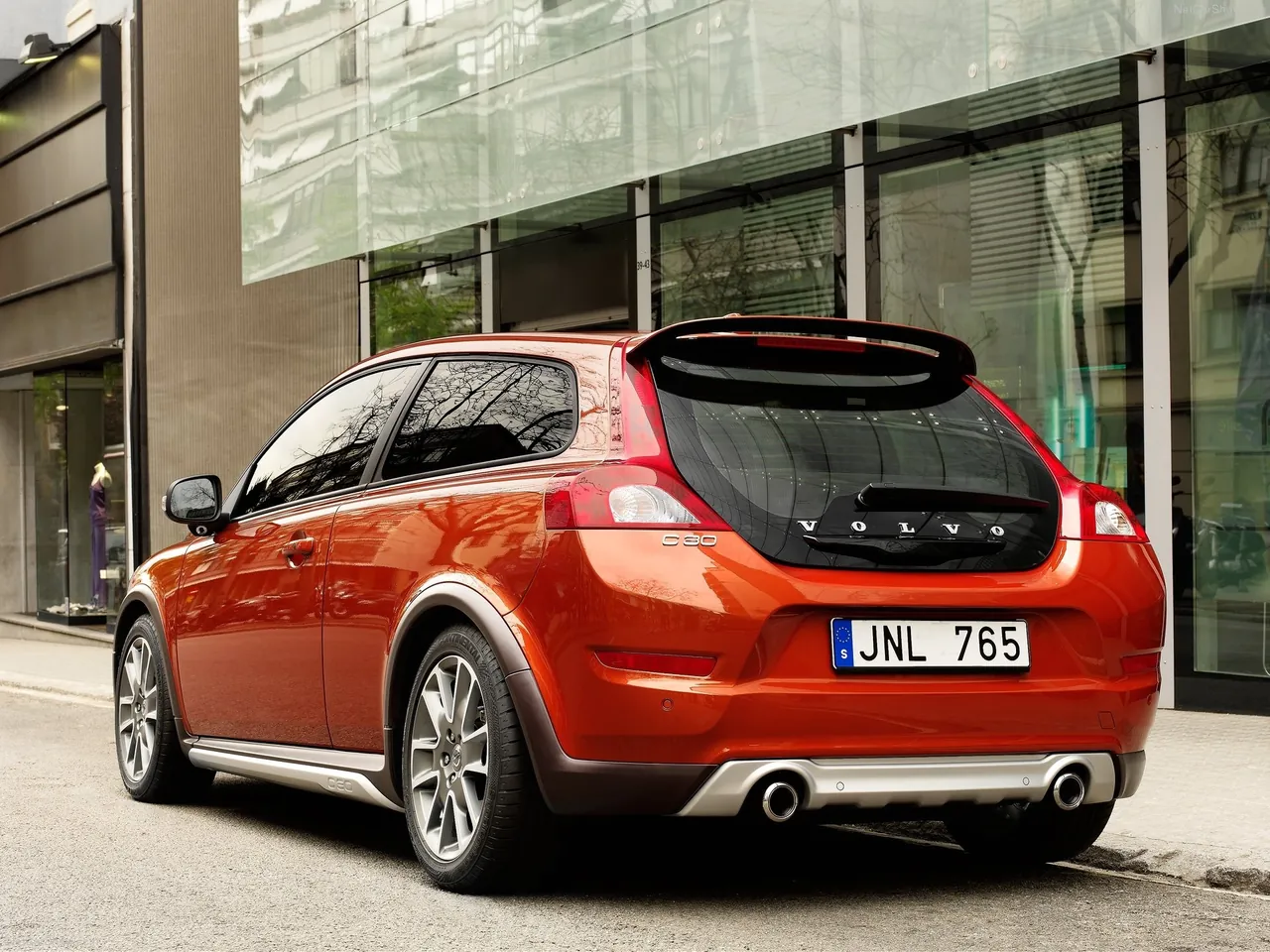 Volvo C30 (2010) – zadní tříčtvrteční pohled