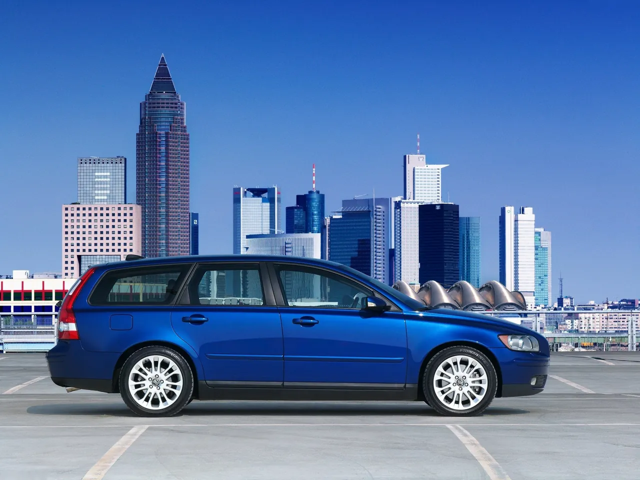 Volvo V50 (2005) – boční profil