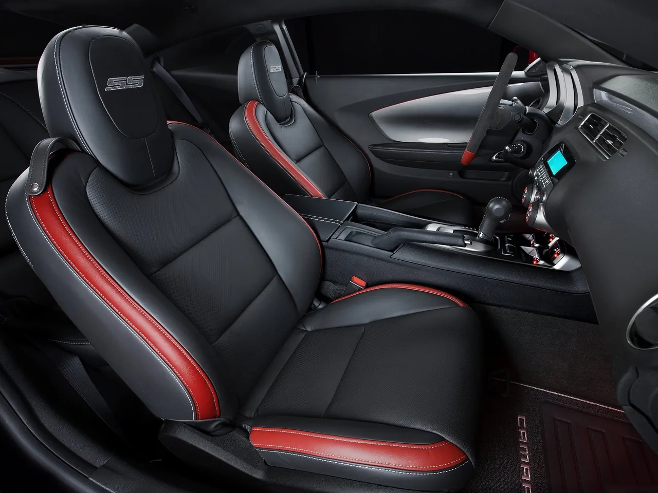 Chevrolet Camaro Red Flash Concept (2010) – interiér