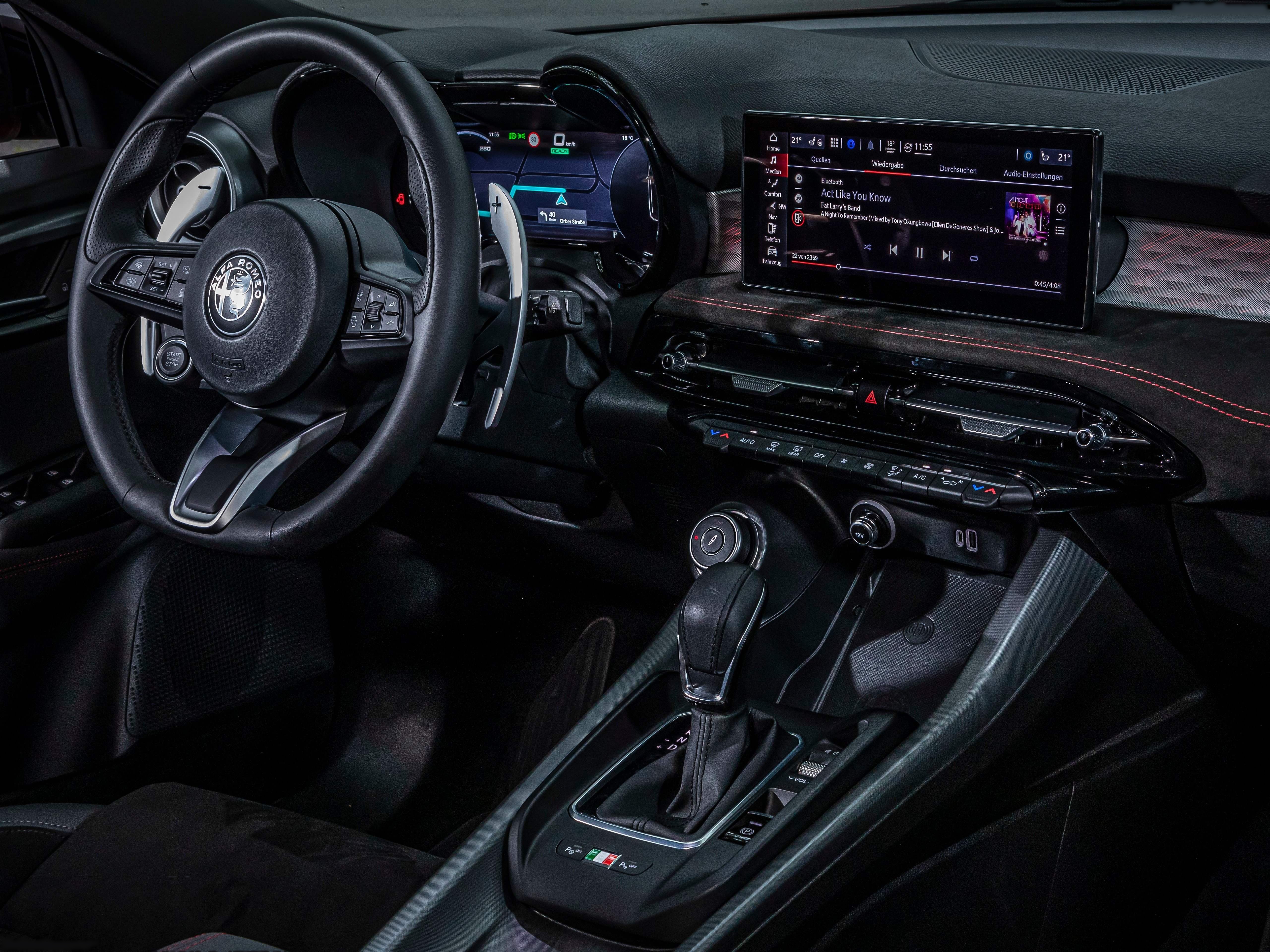 Alfa Romeo Tonale (2023) - Interior