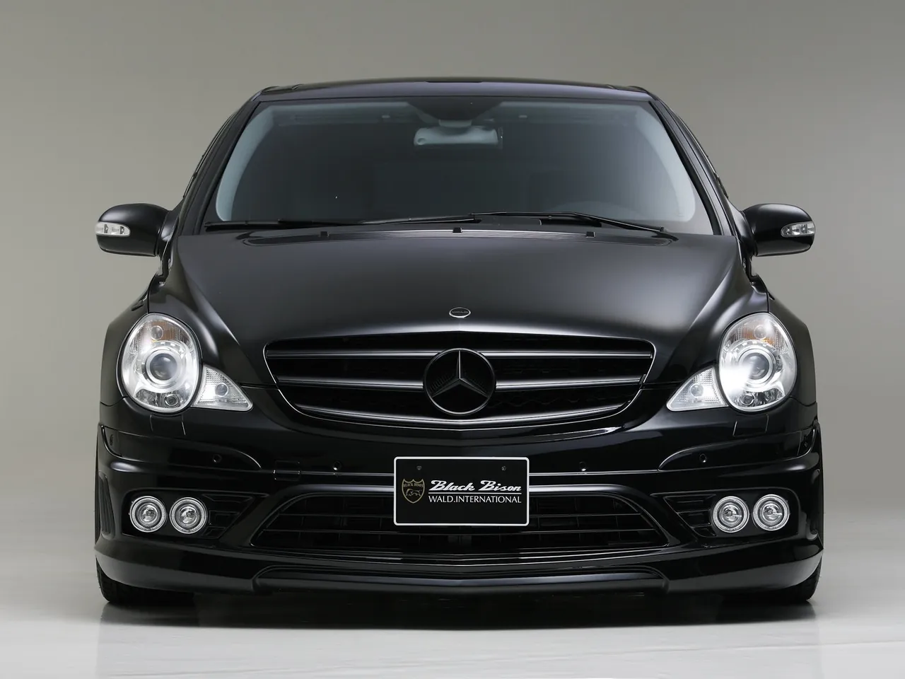 Wald Mercedes-Benz R-Class W251 (2009) – zepředu