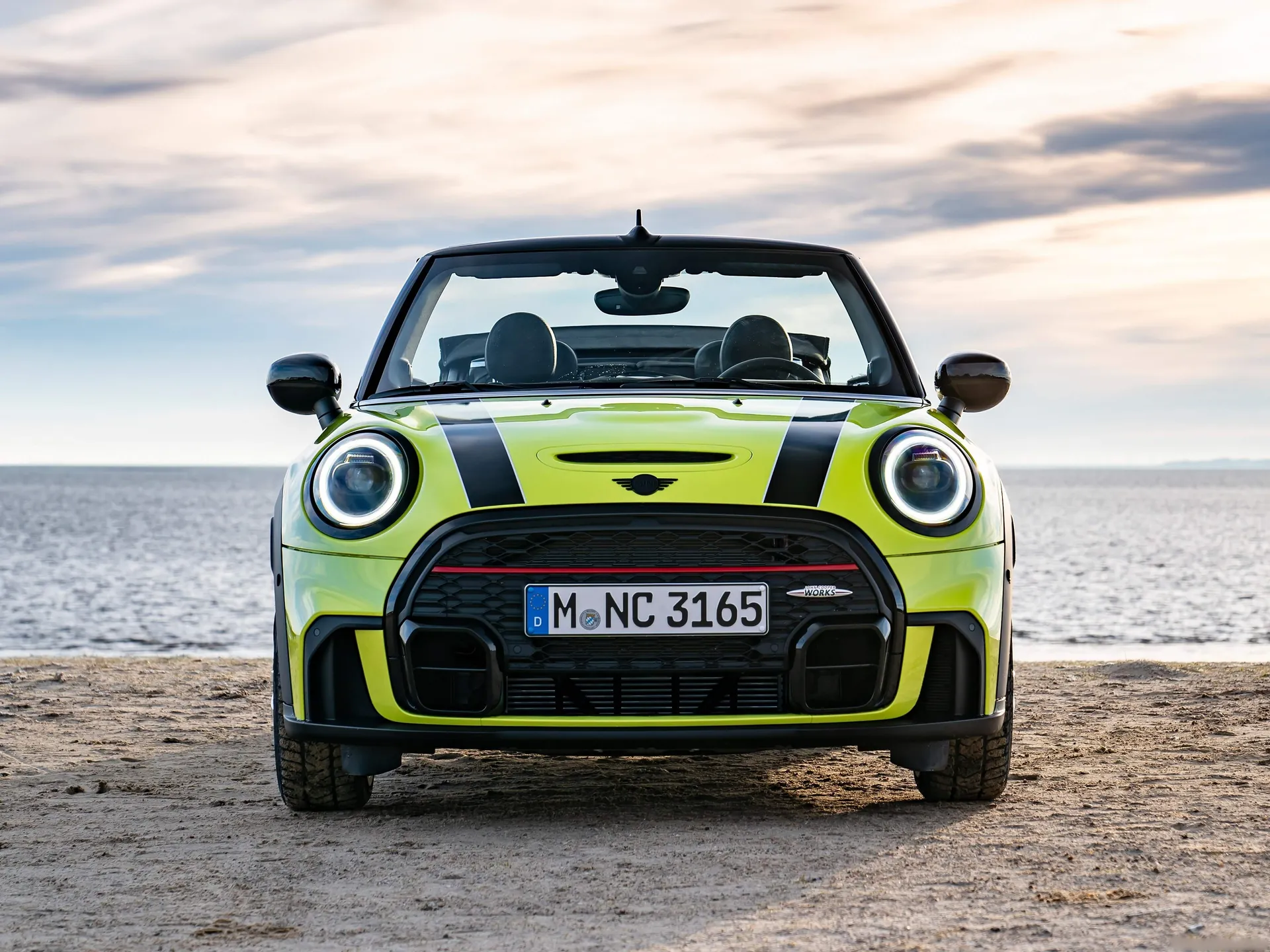 Mini John Cooper Works Convertible (2022) - Front