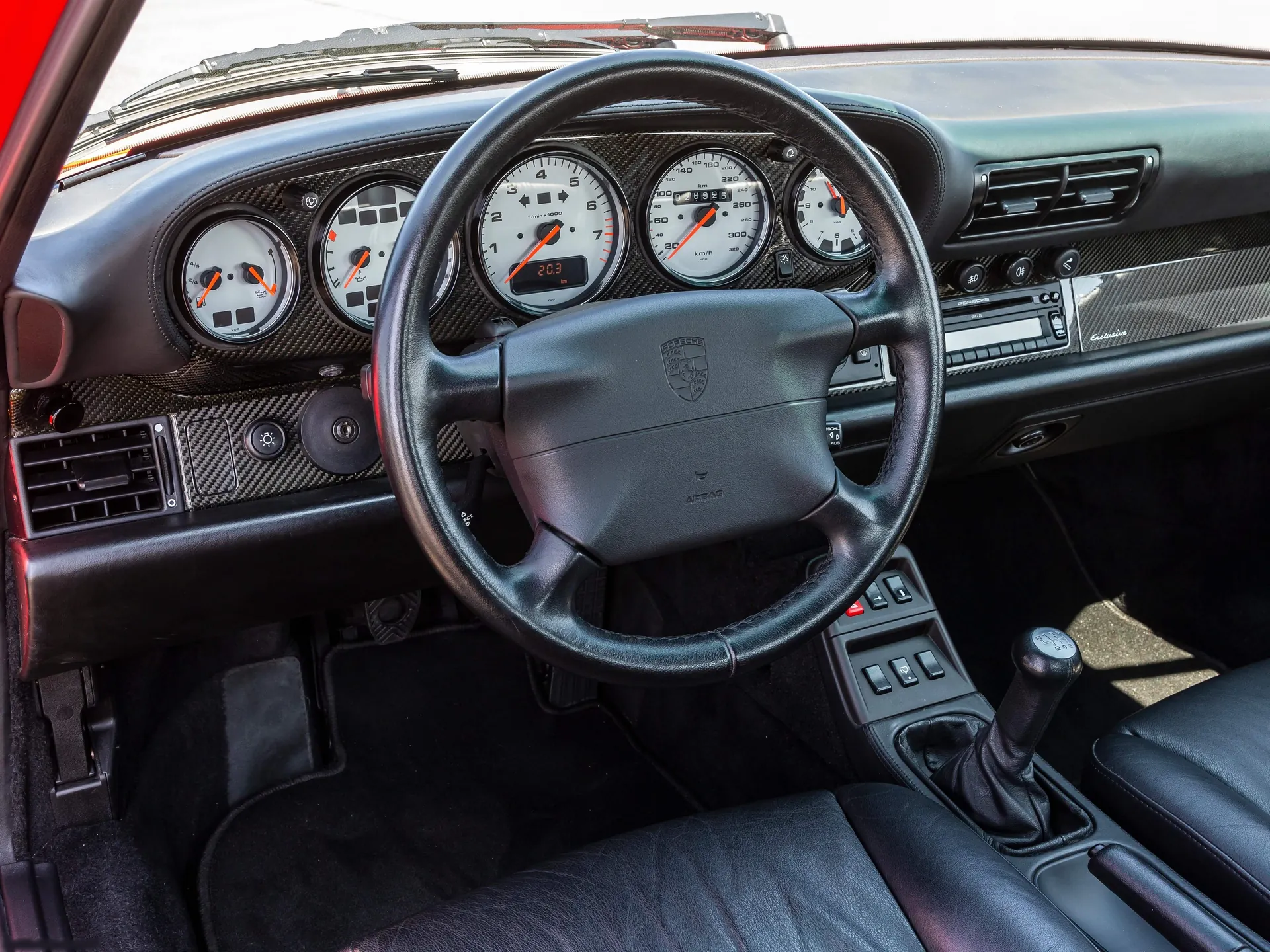 Porsche 911 Turbo (1995) – interiér