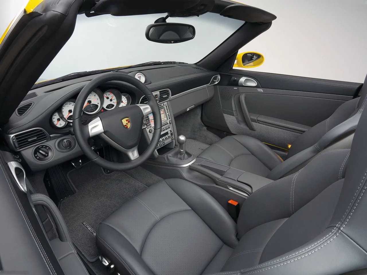 Porsche 911 Turbo Cabriolet (2008) – interiér