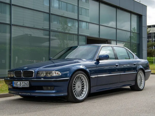Alpina BMW B12 6.0 E38 (2000)