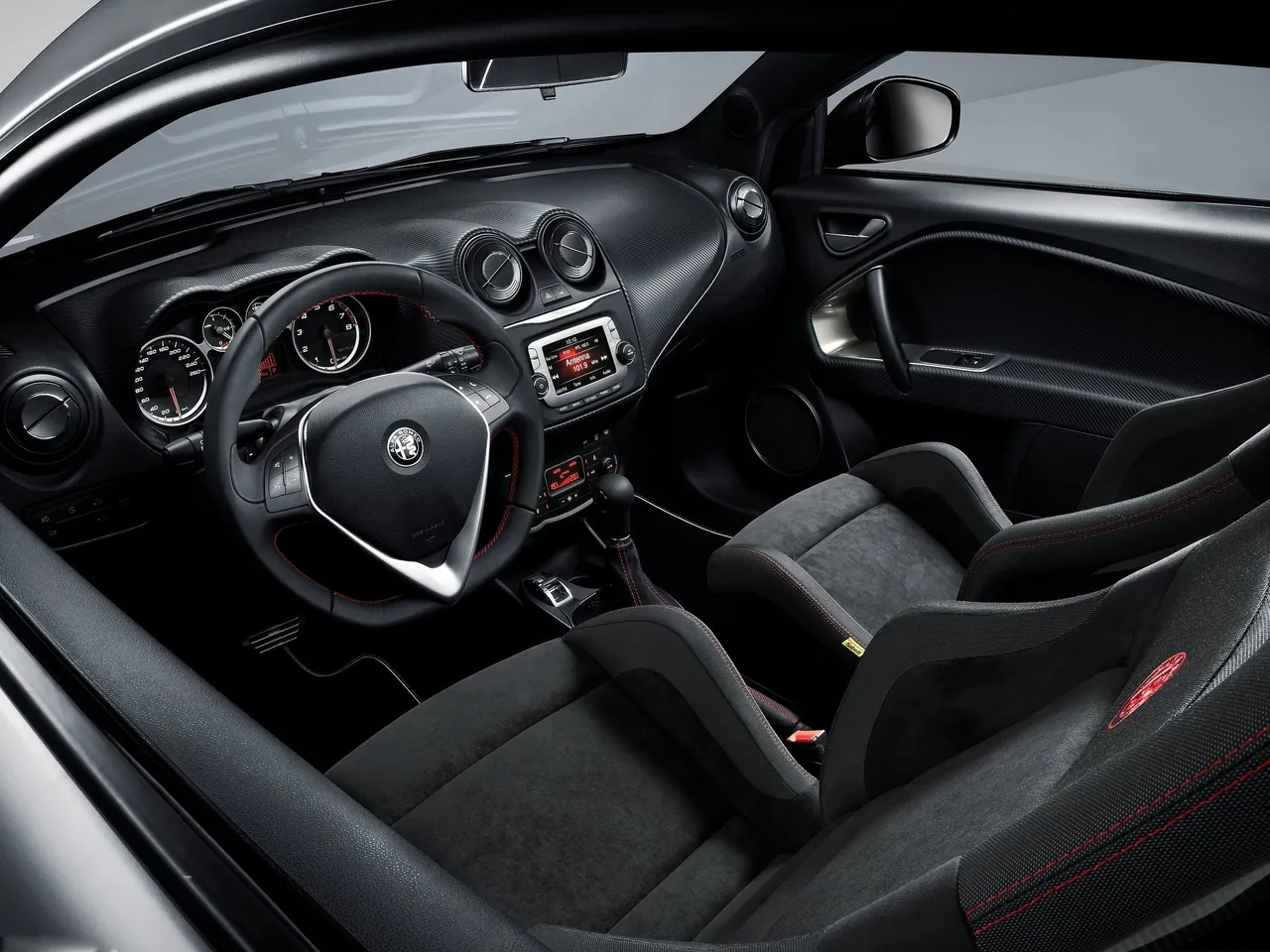 Alfa Romeo MiTo (2017) – interiér