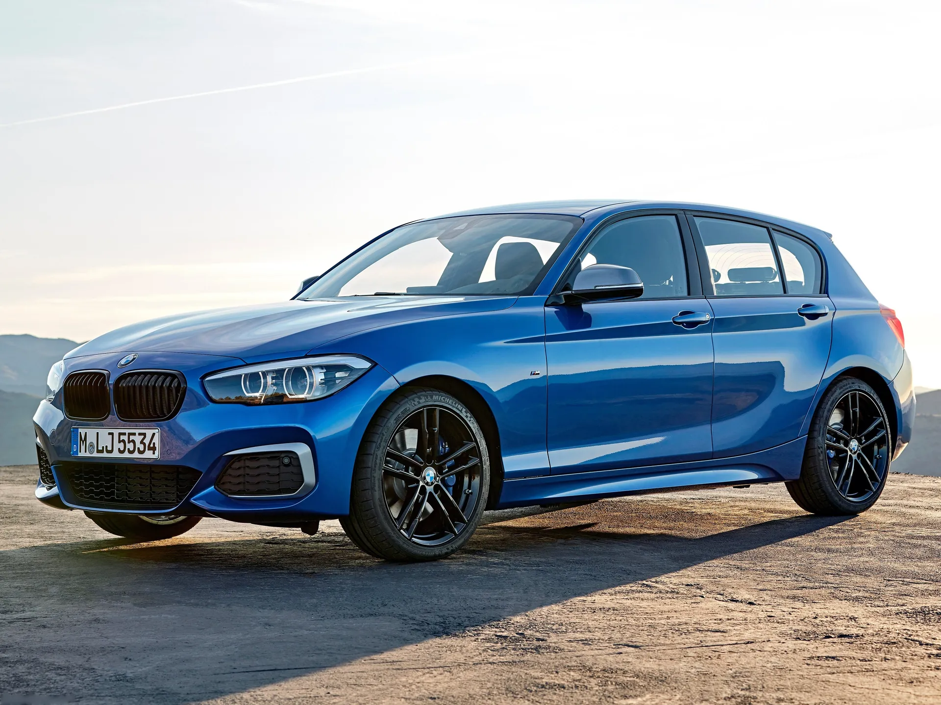BMW M140i (2018)