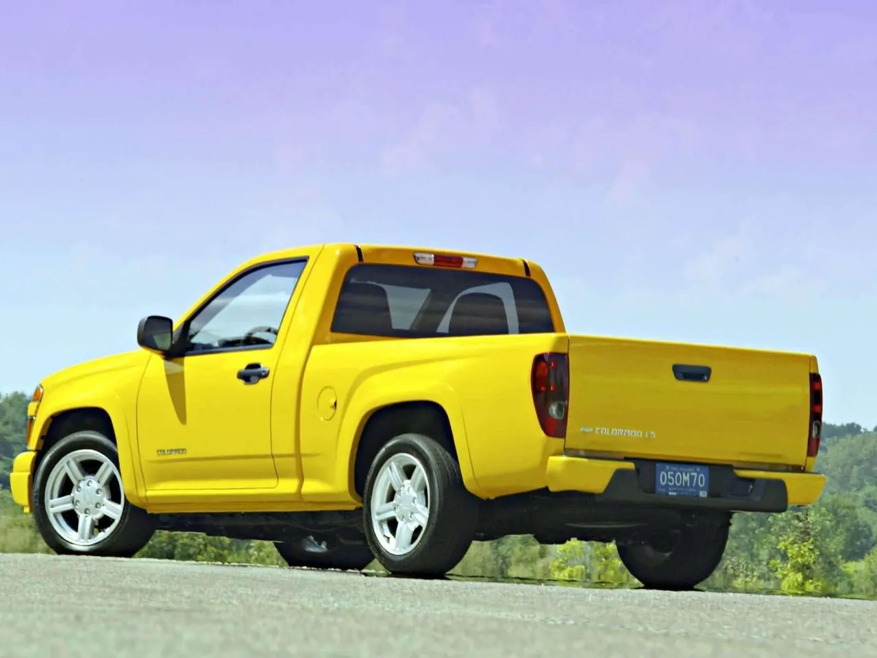 Chevrolet Colorado LS Regular Cab (2004) – zadní tříčtvrteční pohled