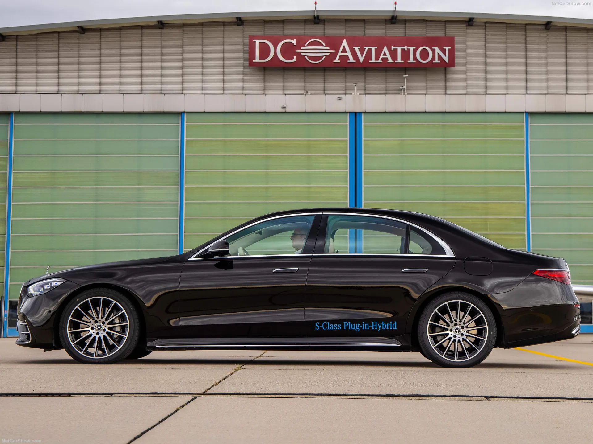 Mercedes-Benz S-Class Plug-in Hybrid (2021) - Side Profile