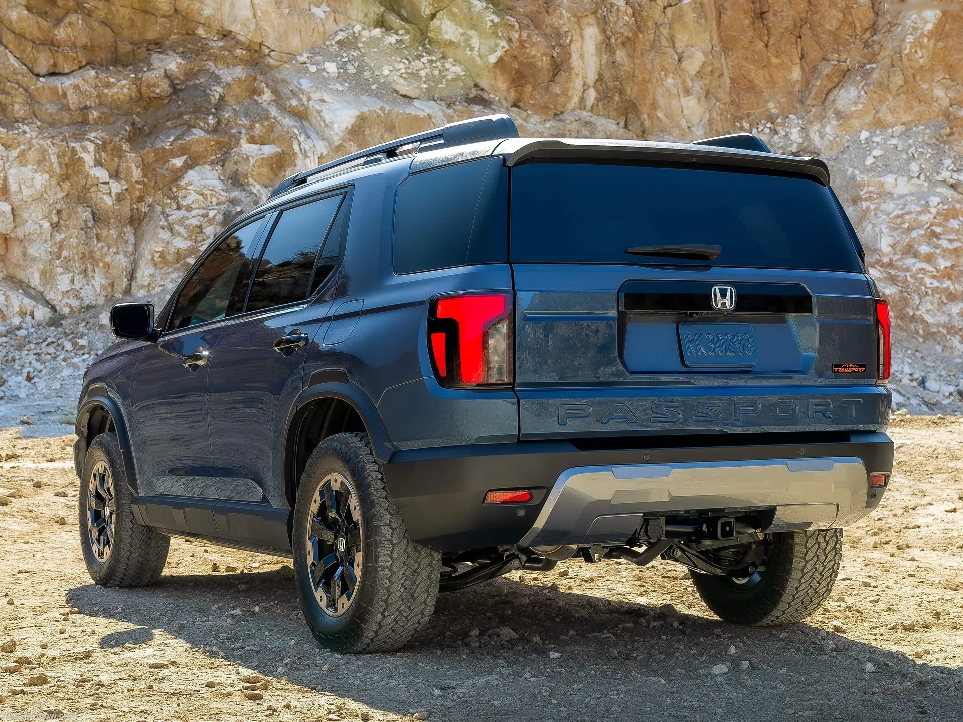 Honda Passport TrailSport (2027) – zadní tříčtvrteční pohled