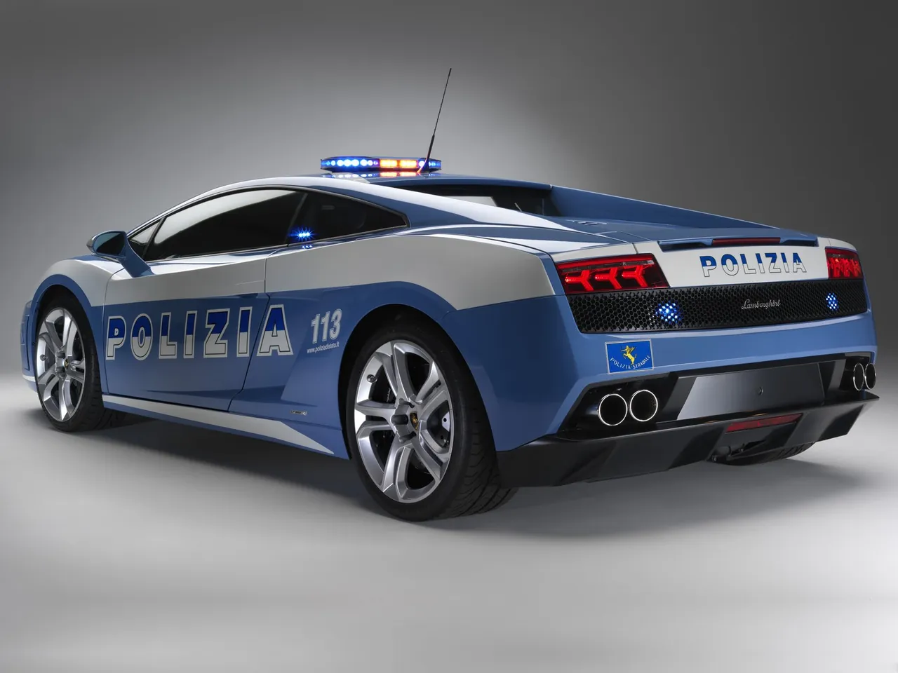 Lamborghini Gallardo LP560-4 Polizia (2009) – zadní tříčtvrteční pohled