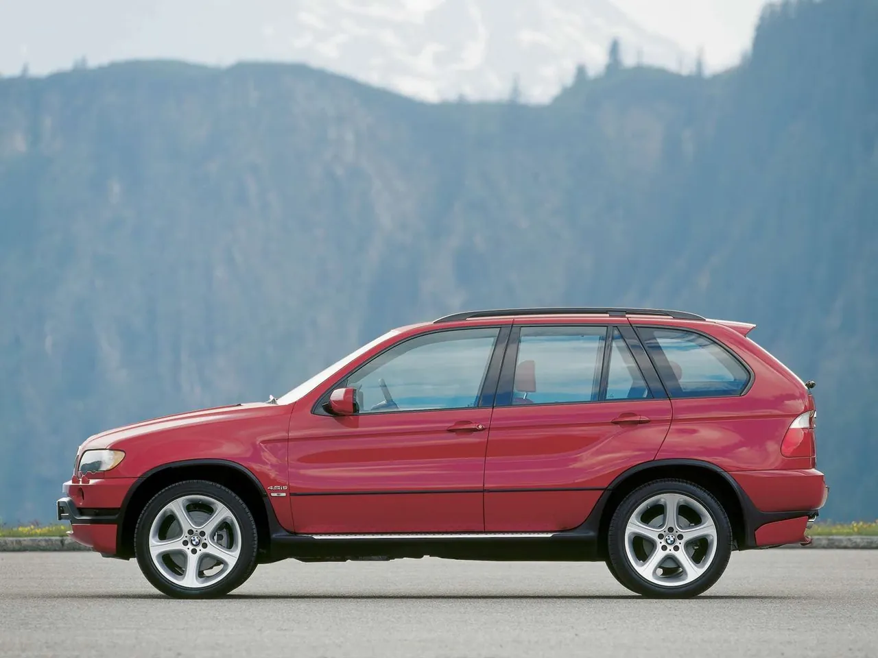 BMW X5 4.6is (2002) – boční profil