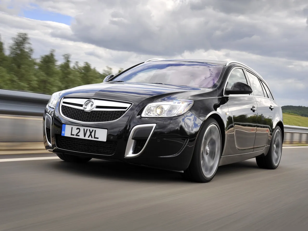 Vauxhall Insignia VXR Sports Tourer (2010)