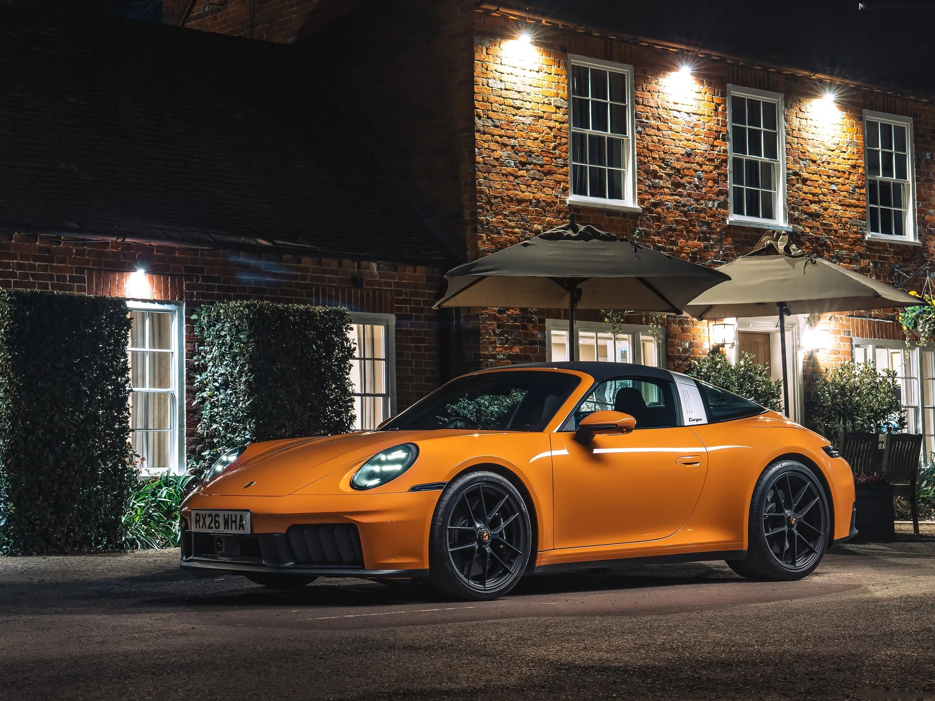 Porsche 911 Targa 4 GTS [UK] (2025)