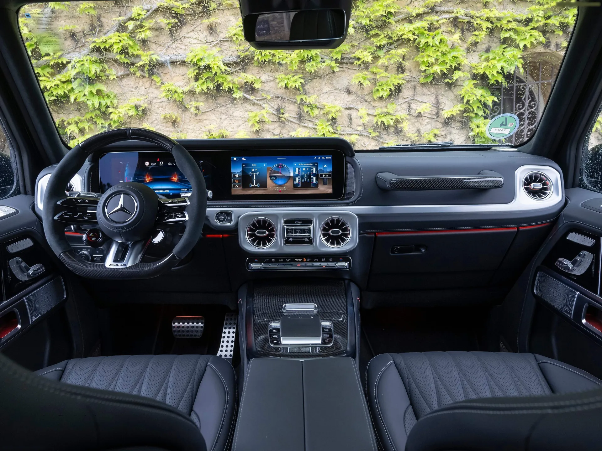 Mercedes-Benz G63 AMG (2025) – interiér