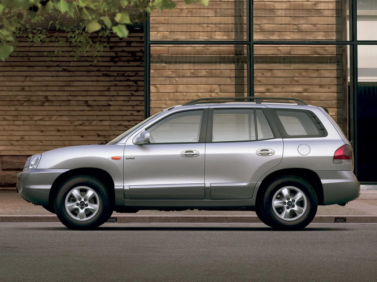 Hyundai Santa Fe (2005) – boční profil