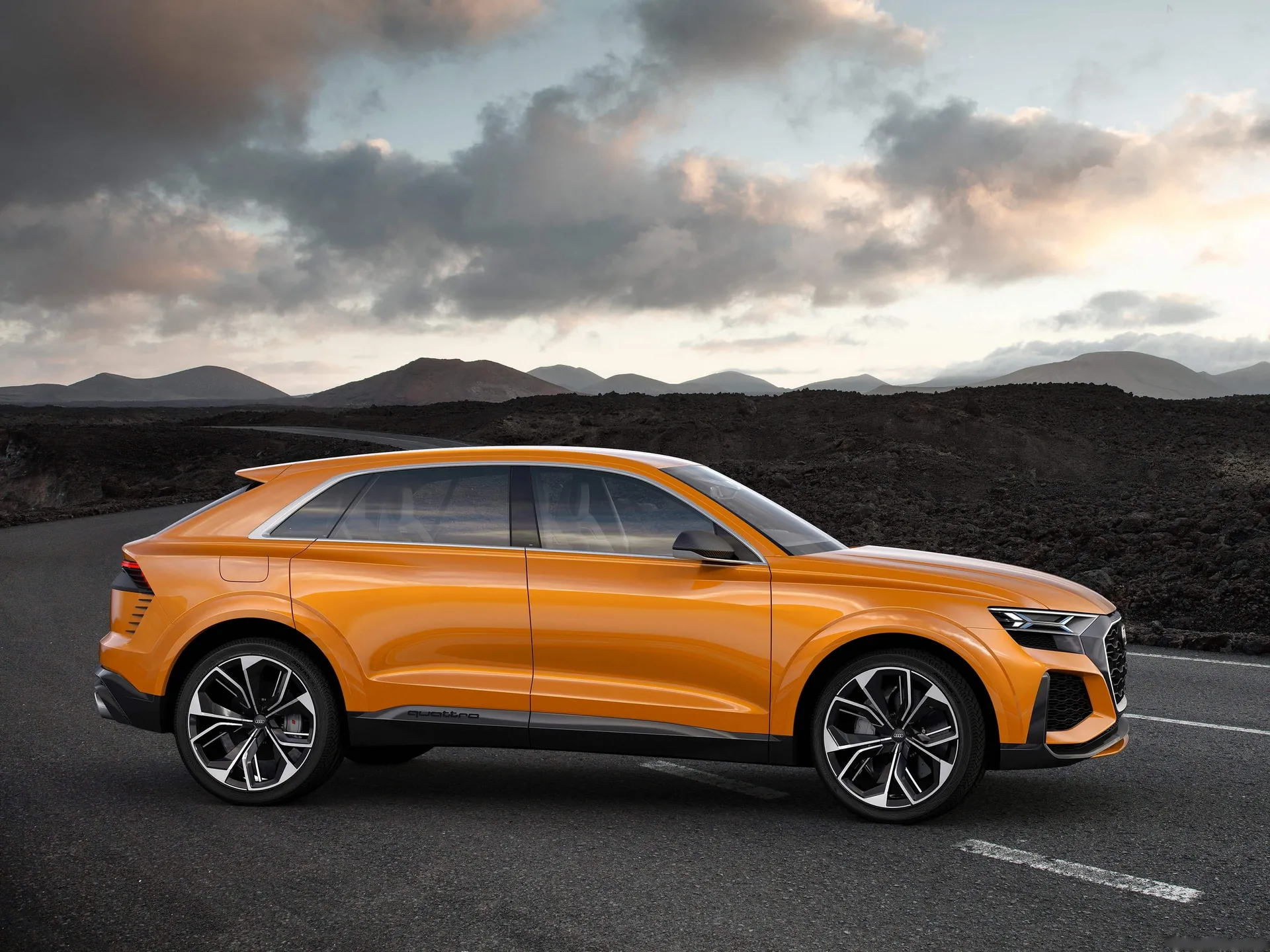 Audi Q8 Sport Concept (2017) – boční profil