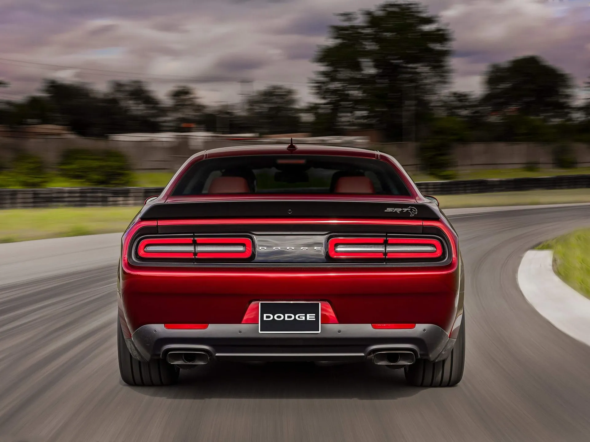 Dodge Challenger SRT Hellcat Widebody (2018) – zezadu