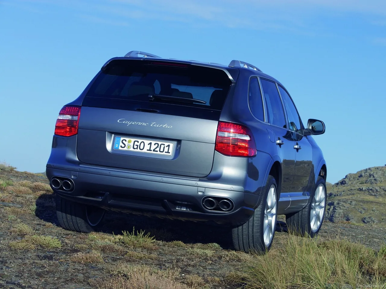 Porsche Cayenne Turbo (2008) - Rear Three-Quarter