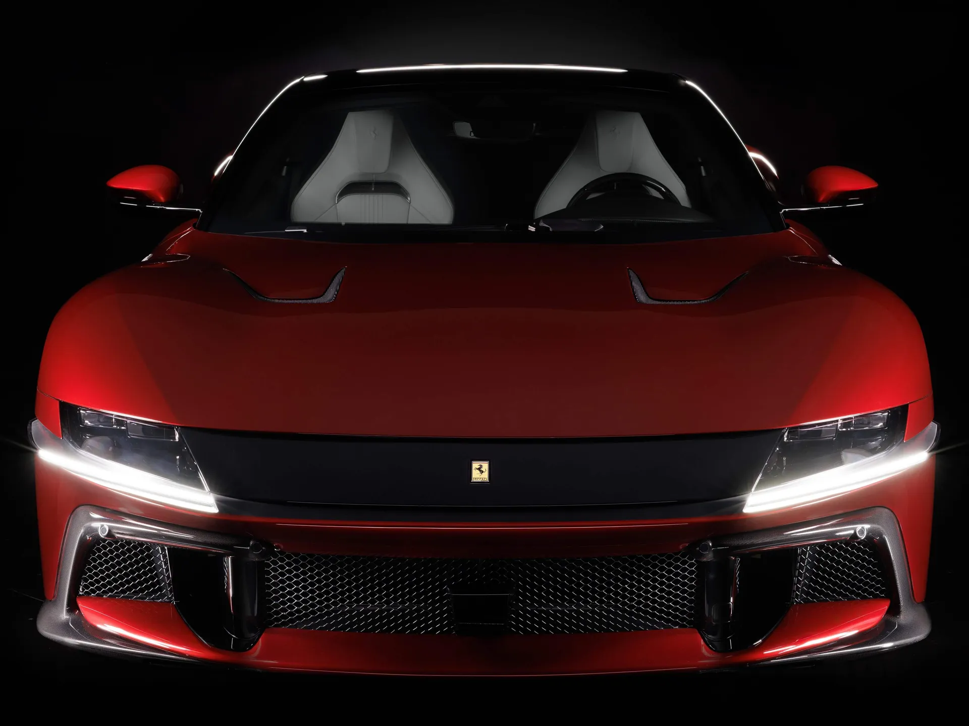 Ferrari 12Cilindri Manuale (2027) – zepředu