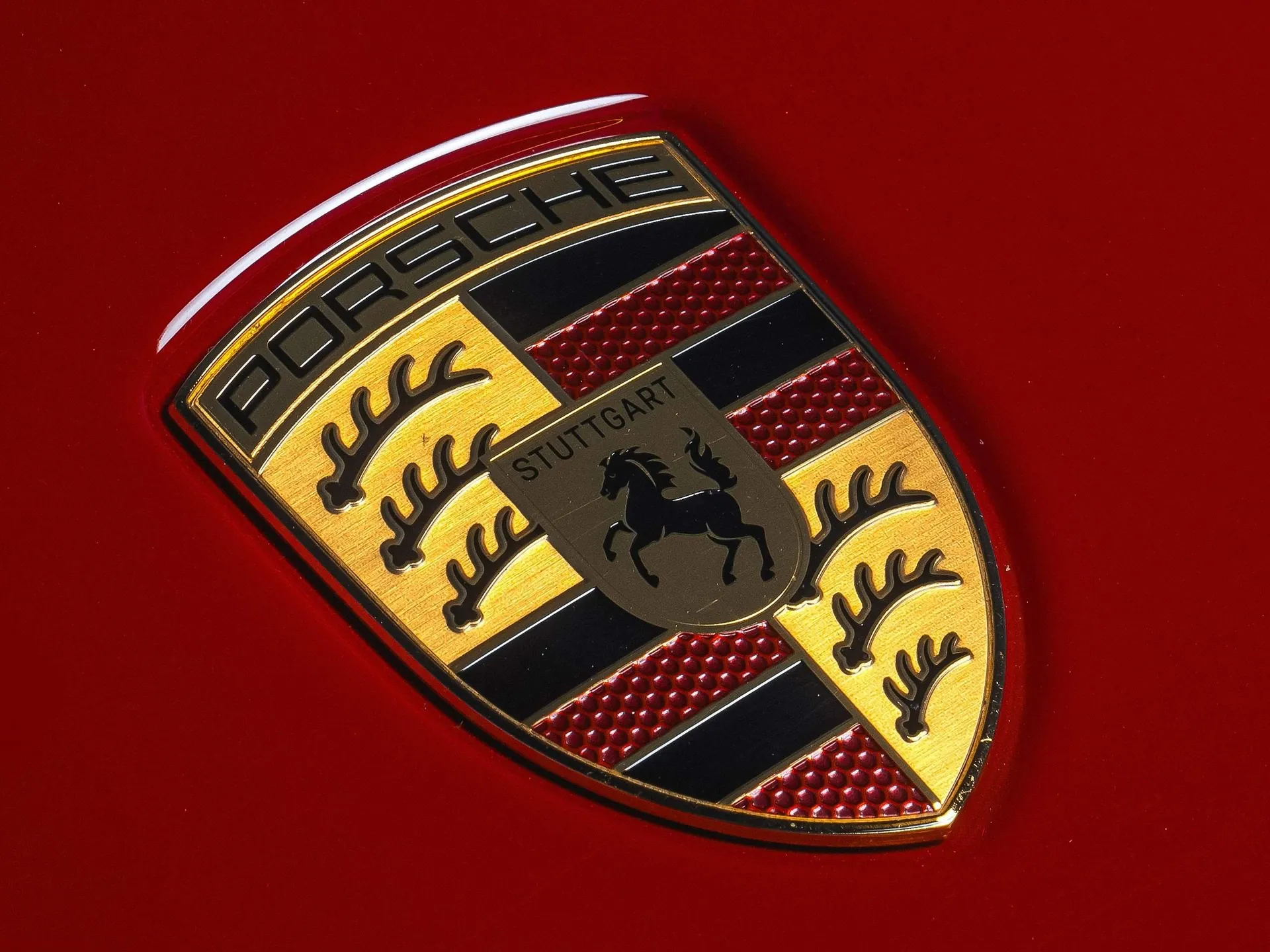 Porsche 911 Carrera 4 GTS Cabriolet [UK] (2025) – znak