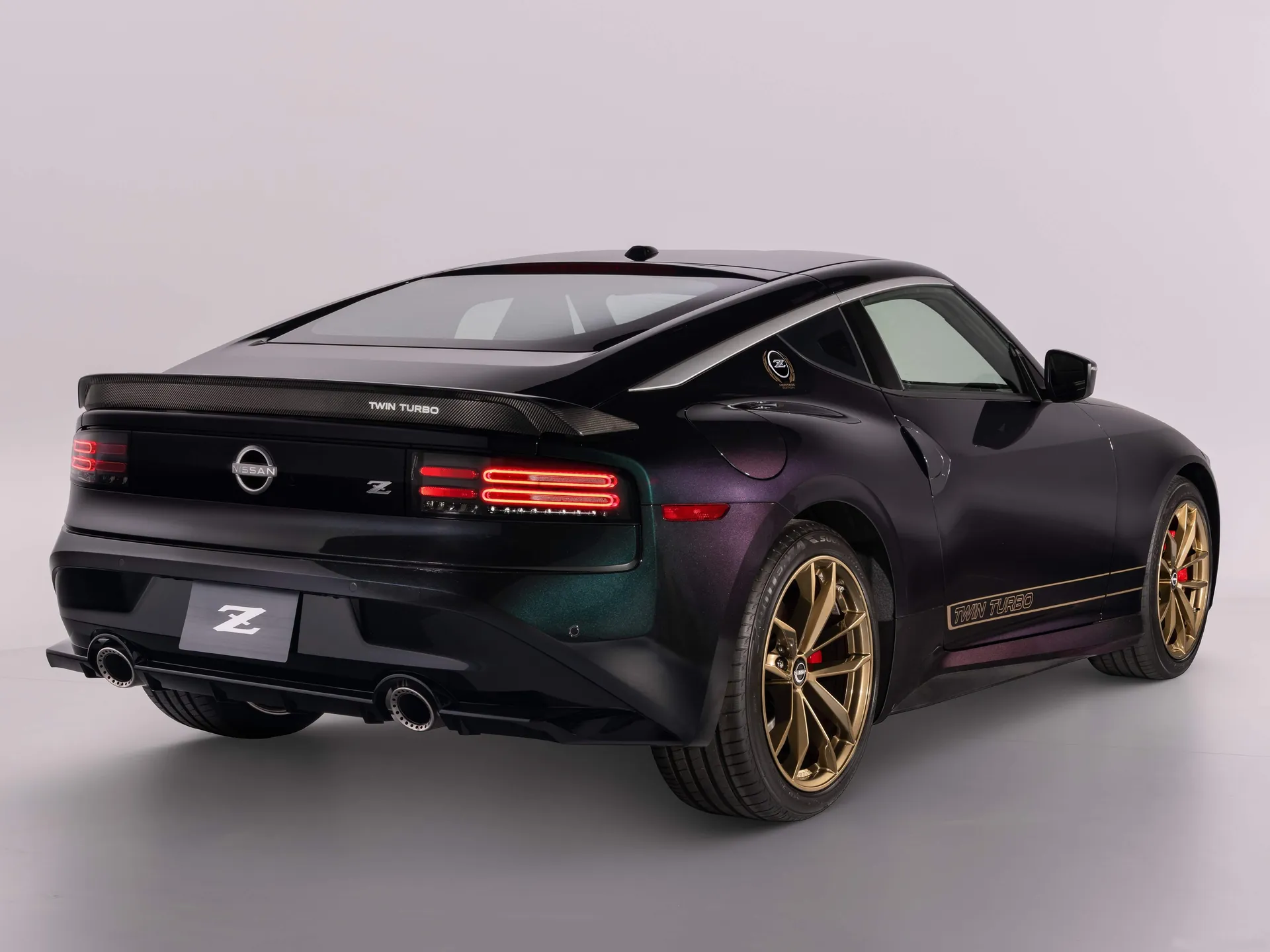Nissan Z Heritage Edition (2026) – zadní tříčtvrteční pohled
