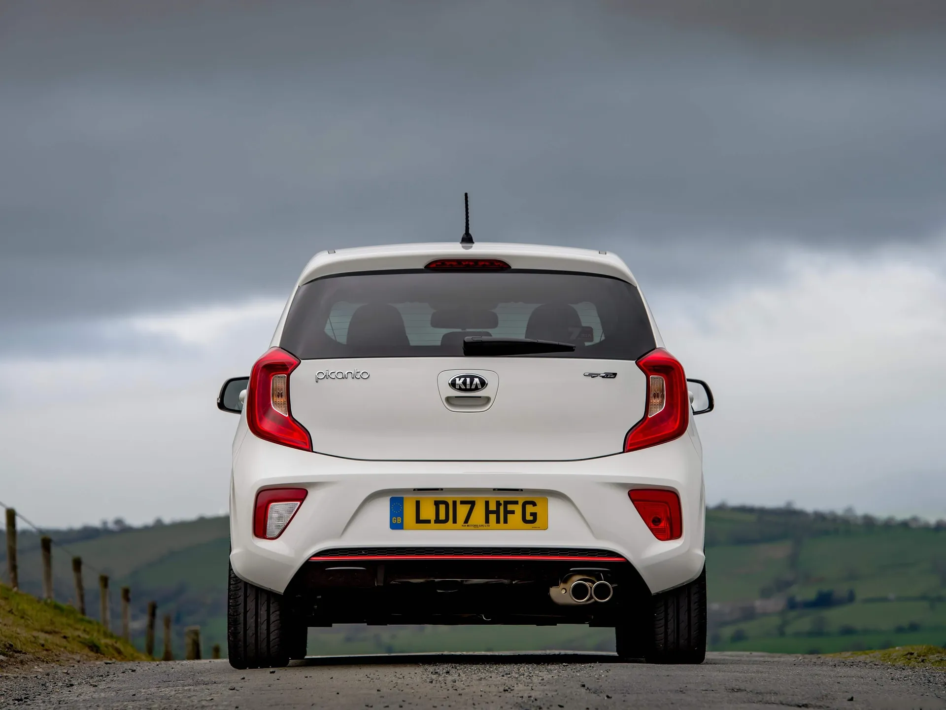 Kia Picanto GT-Line [UK] (2017) – zezadu