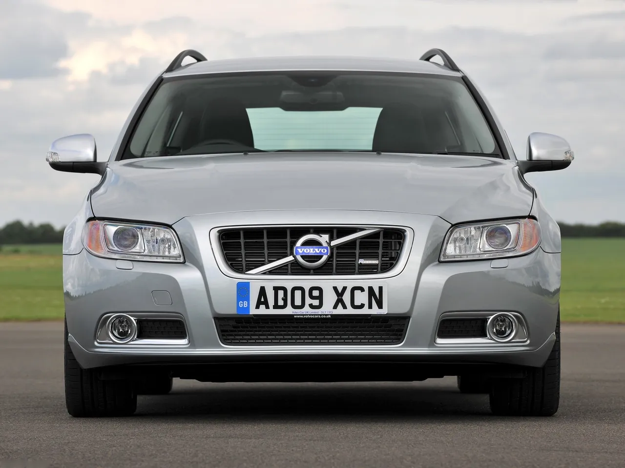 Volvo V70 R-Design (2008) – zepředu