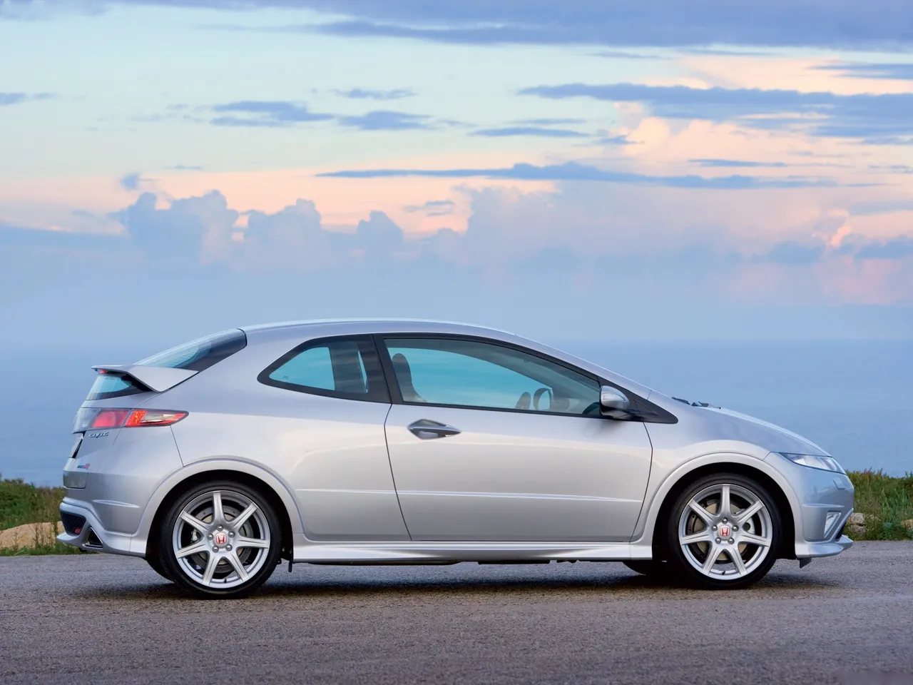 Honda Civic Type R (2007) – boční profil
