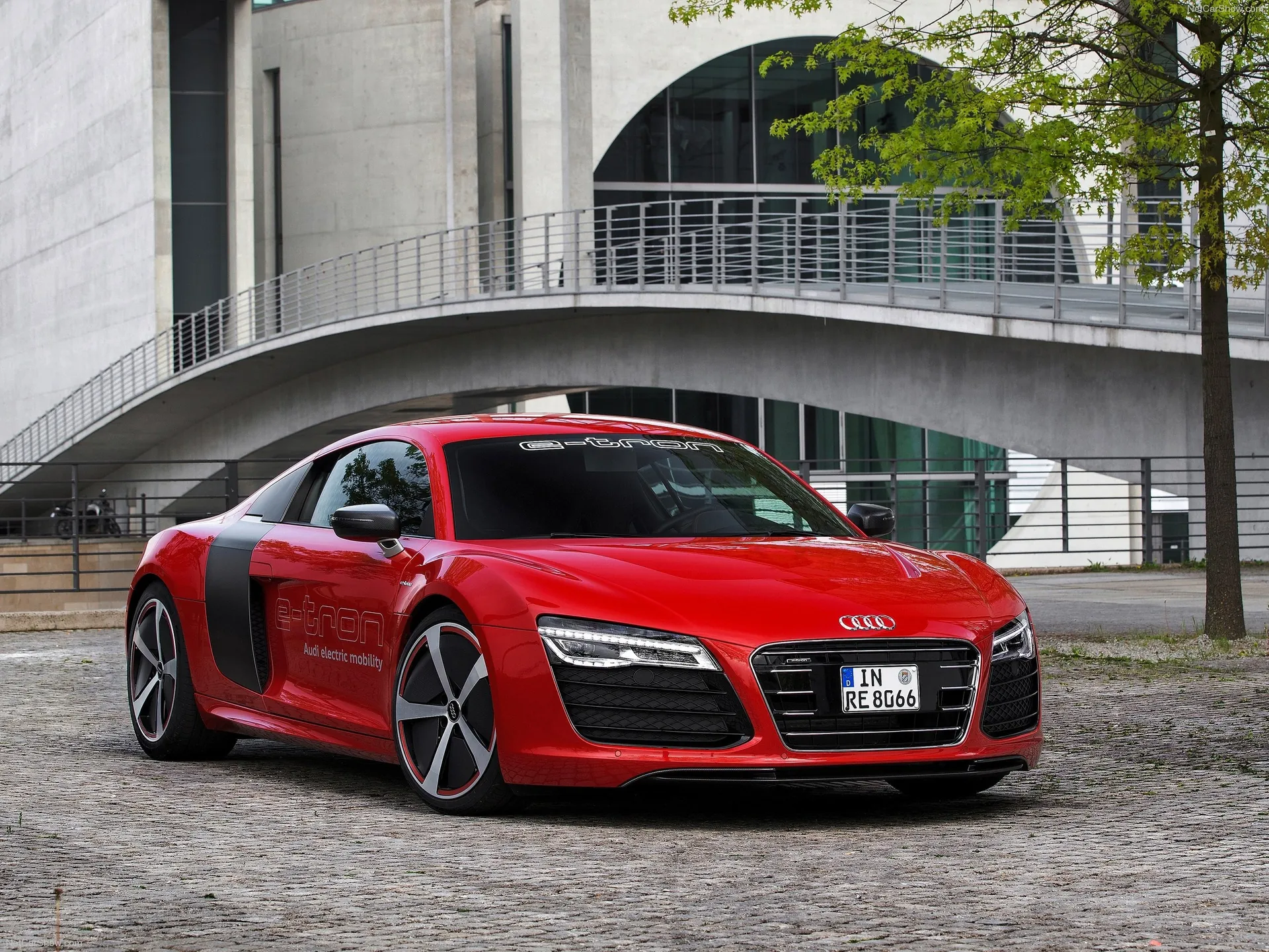 Audi R8 e-tron Concept (2013)