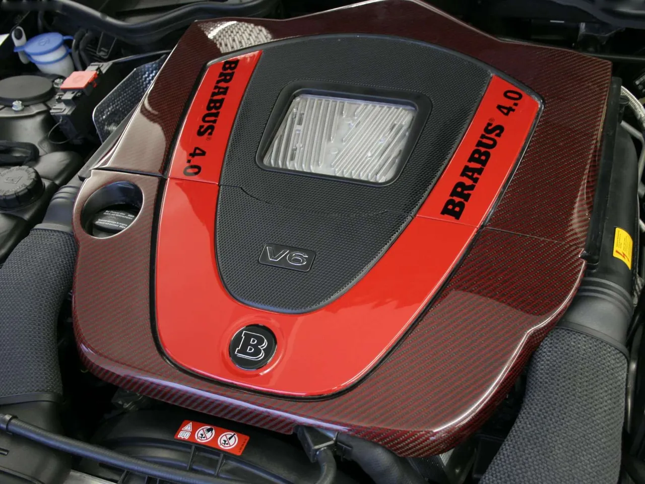 Brabus Mercedes-Benz SLK (2004) – motorový prostor