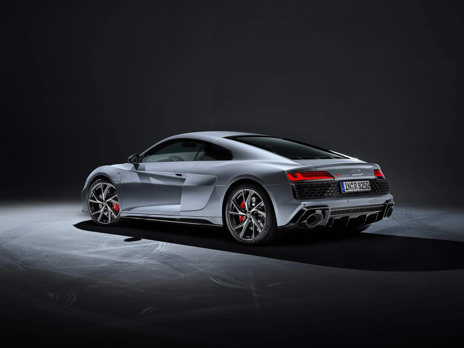 Audi R8 V10 RWD (2020) - Rear Three-Quarter