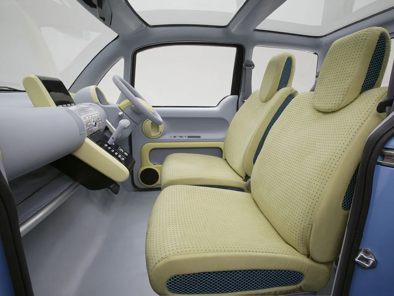 Daihatsu ai Concept (2003) – interiér