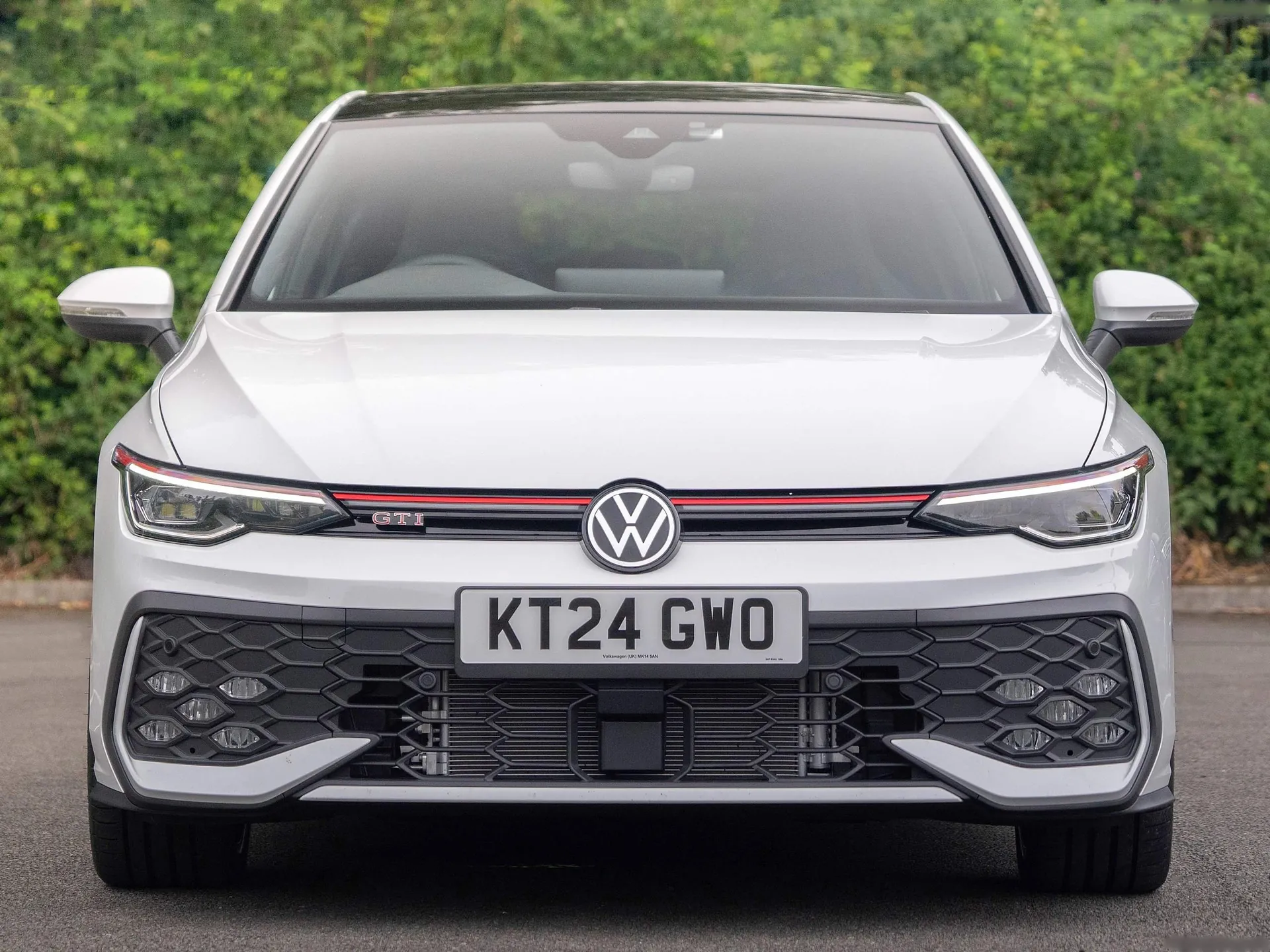 Volkswagen Golf GTI [UK] (2025) – zepředu
