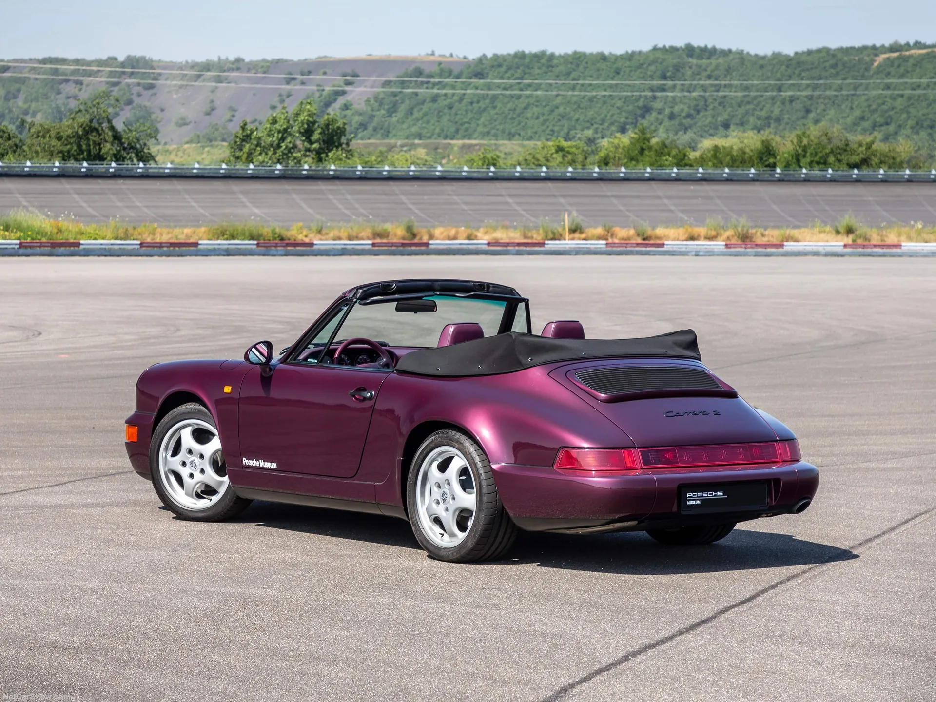 Porsche 911 Carrera 2 Cabrio (1993) - Rear Three-Quarter