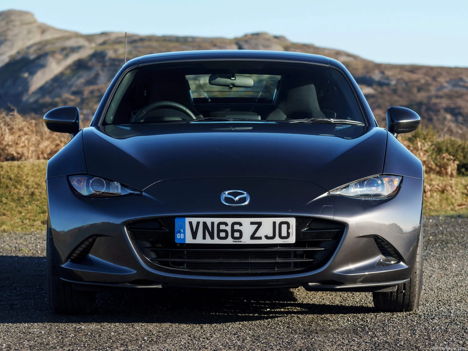 Mazda MX-5 RF [UK] (2017) – zepředu