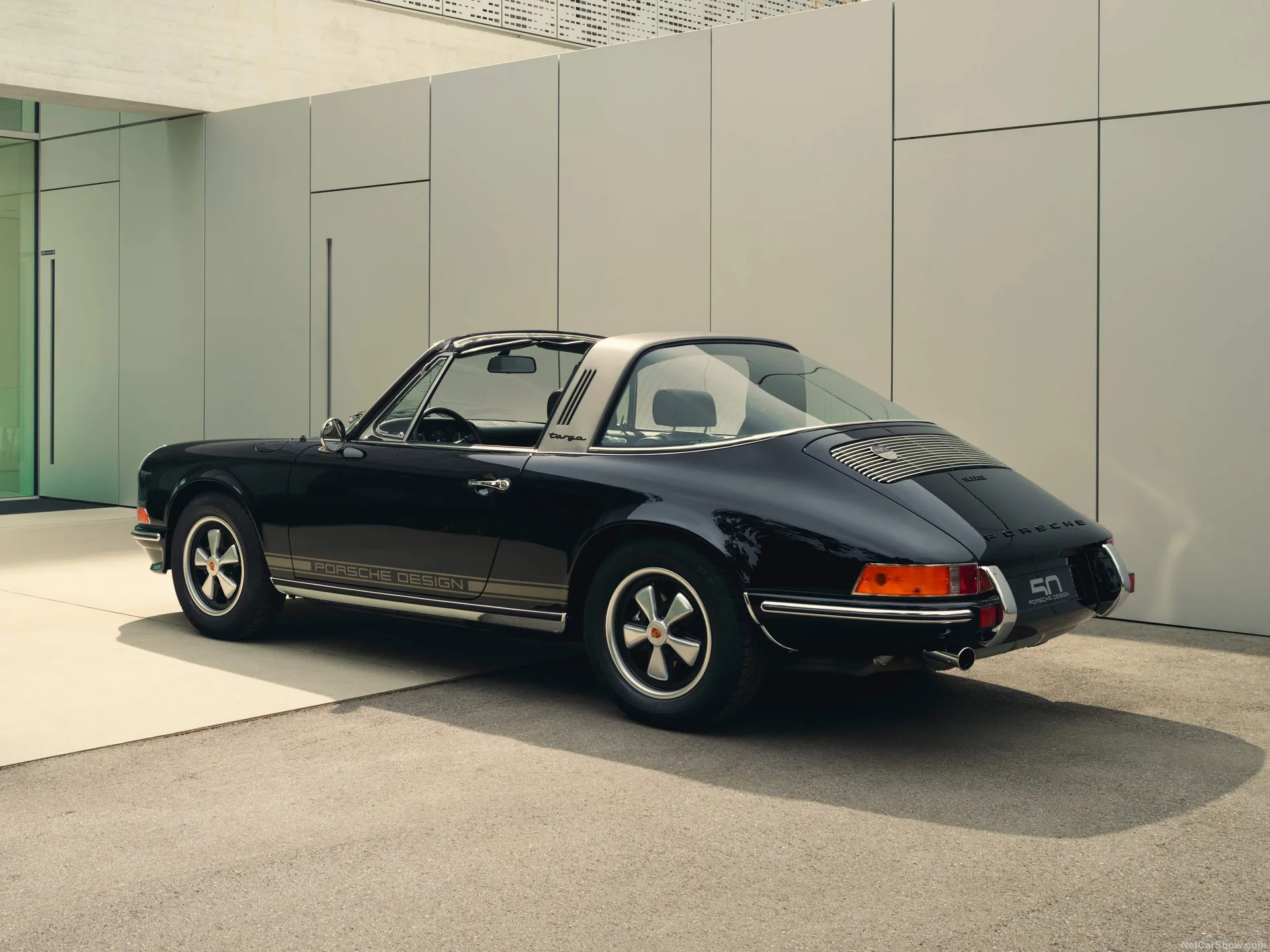 Porsche 911 S 2.4 Targa (1972) - Rear Three-Quarter