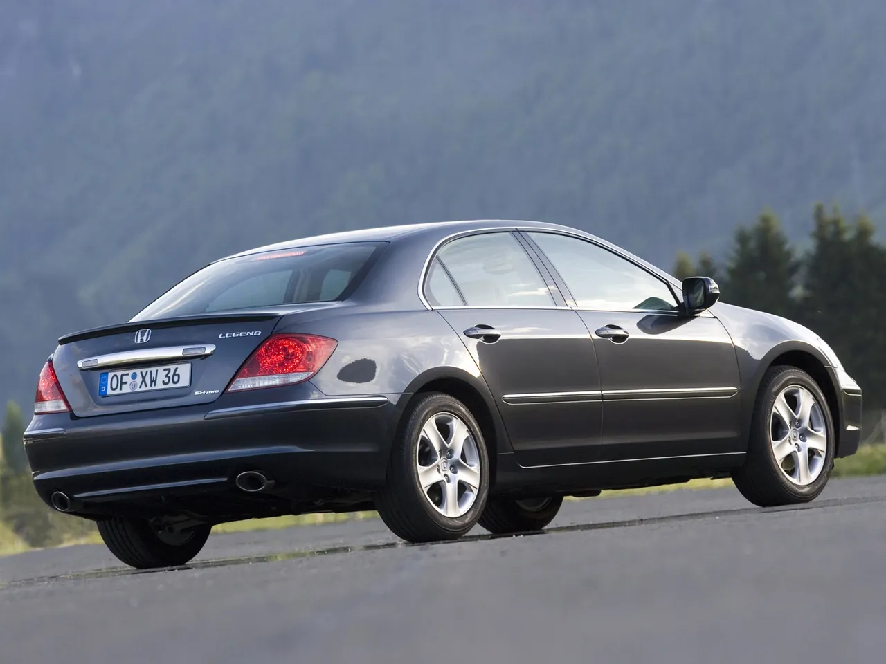 Honda Legend (2006) – zadní tříčtvrteční pohled