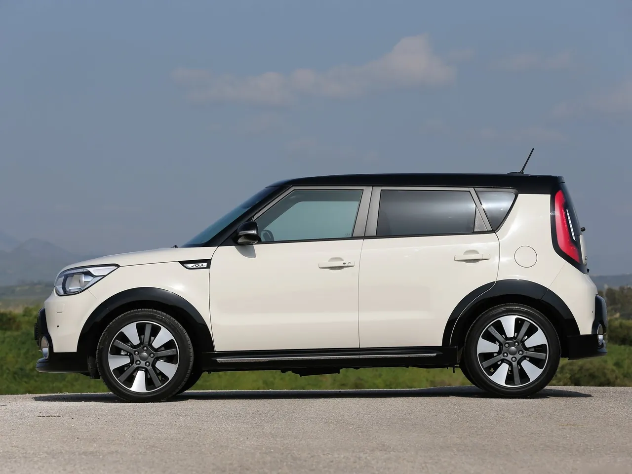 Kia Soul [EU] (2014) – boční profil