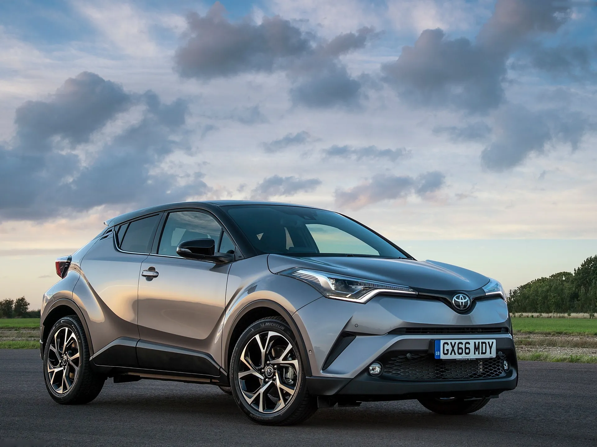 Toyota C-HR (2017)
