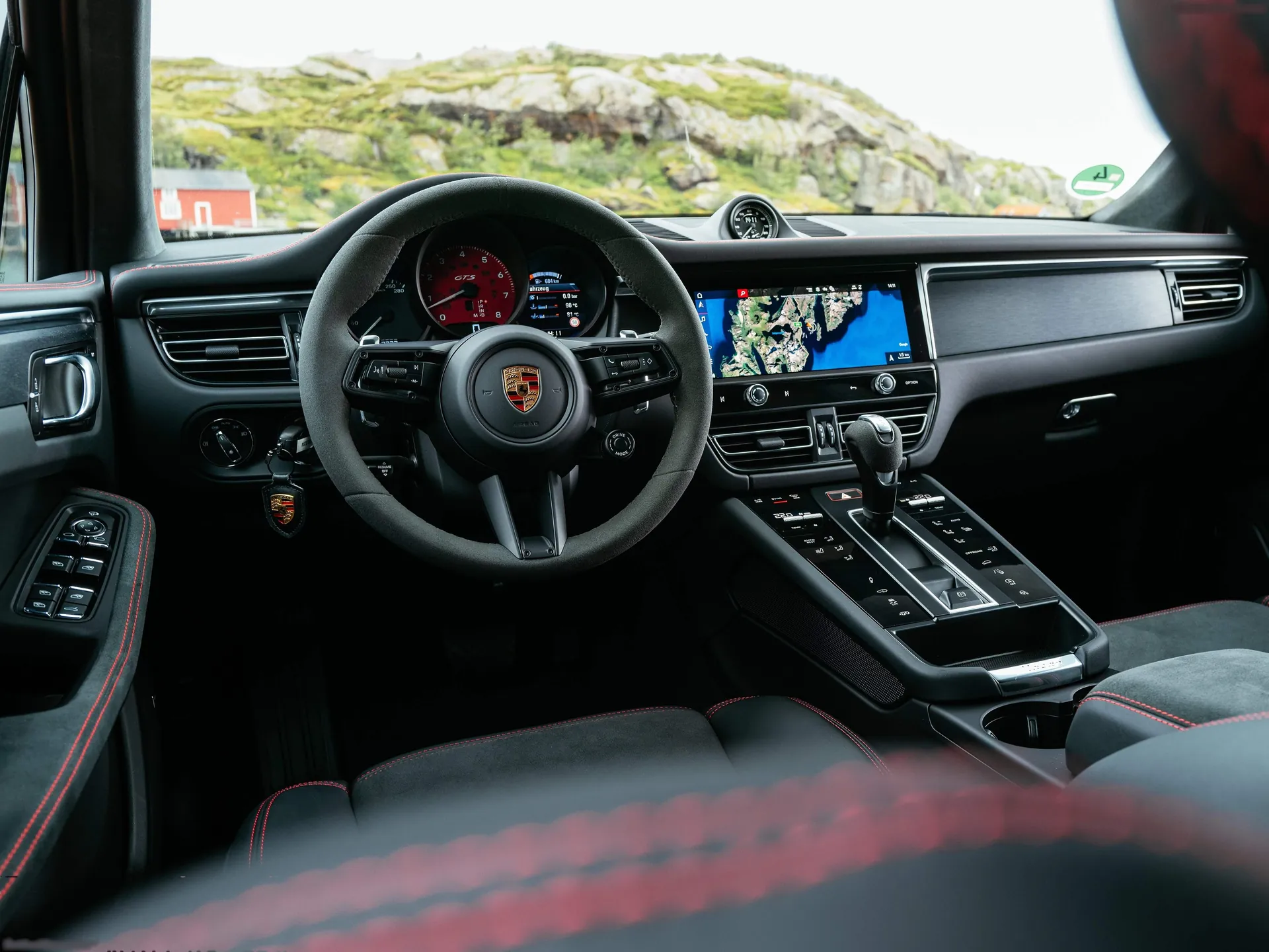 Porsche Macan GTS (2022) – interiér