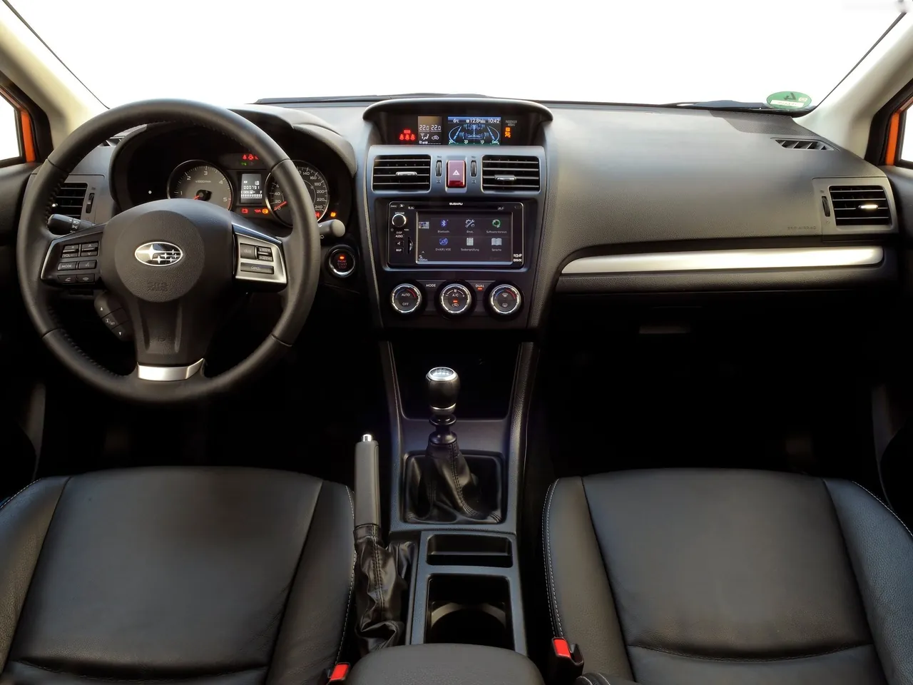 Subaru XV (2012) – interiér